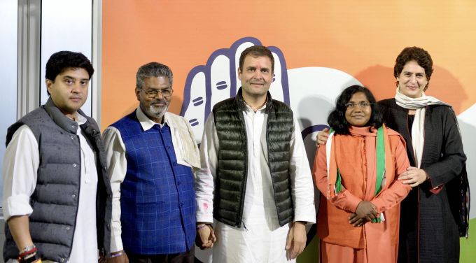 News In Photos (2 March 2019) | Photos Of Top News Today - Oneindia Gallery News In Photos (2 March 2019) | Photos Of Top News Today - Oneindia Gallery