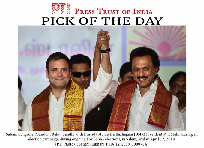 News In Photos (12 April 2019) | Photos Of Top News Today - Oneindia Gallery News In Photos (12 April 2019) | Photos Of Top News Today - Oneindia Gallery