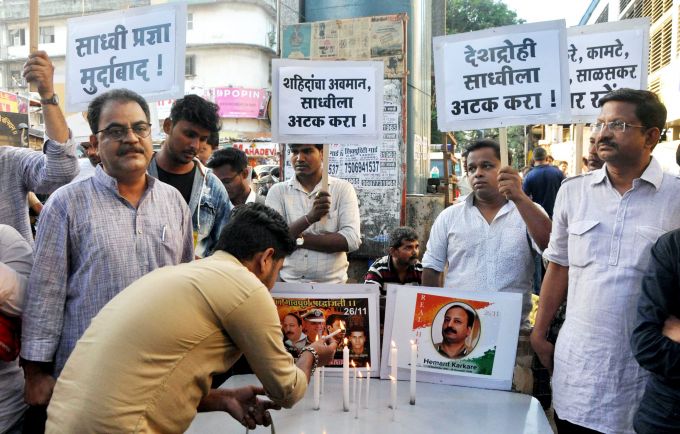 News In Photos (20 April 2019) | Photos Of Top News Today - Oneindia Gallery News In Photos (20 April 2019) | Photos Of Top News Today - Oneindia Gallery