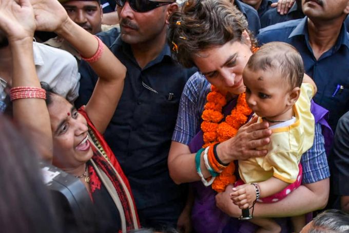 News In Photos (5 April 2019) | Photos Of Top News Today - Oneindia Gallery News In Photos (5 April 2019) | Photos Of Top News Today - Oneindia Gallery