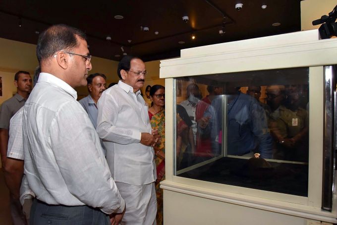 News In Photos (8 April 2019) | Photos Of Top News Today - Oneindia Gallery News In Photos (8 April 2019) | Photos Of Top News Today - Oneindia Gallery