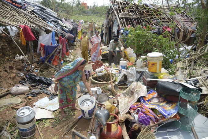 Cyclone Fani Makes Landfall In Odisha Cyclone Fani Makes Landfall In Odisha