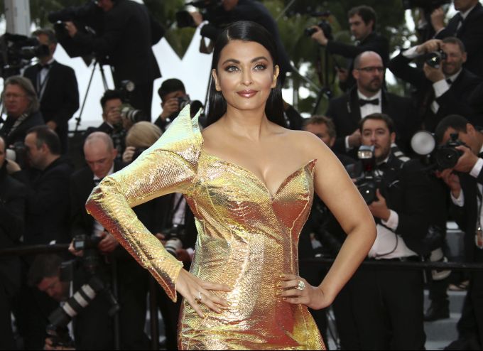 News In Photos (19 May 2019) | Photos Of Top News Today - Oneindia Gallery News In Photos (19 May 2019) | Photos Of Top News Today - Oneindia Gallery