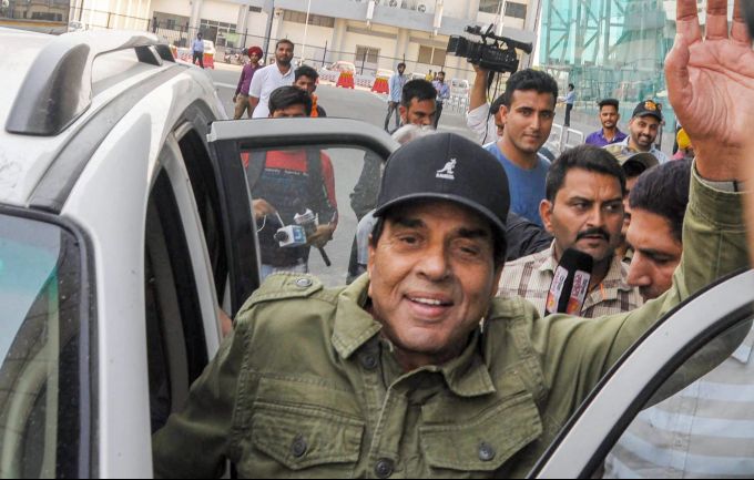 News In Photos (10 May 2019) | Photos Of Top News Today - Oneindia Gallery News In Photos (10 May 2019) | Photos Of Top News Today - Oneindia Gallery