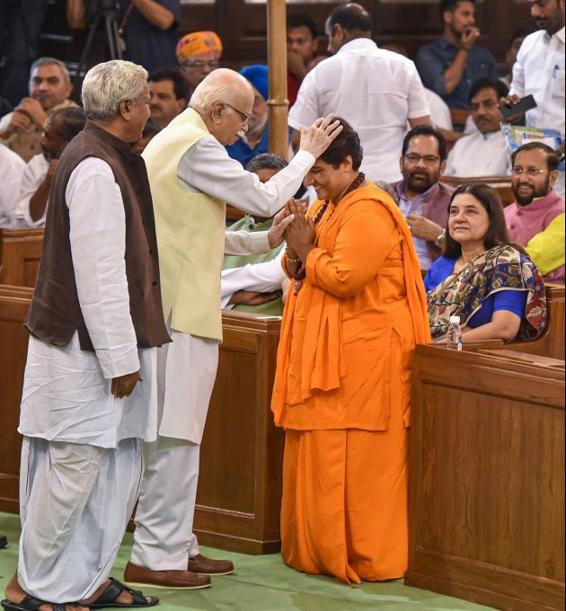 News In Photos (25 May 2019) | Photos Of Top News Today - Oneindia Gallery News In Photos (25 May 2019) | Photos Of Top News Today - Oneindia Gallery