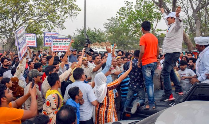 News In Photos (8 May 2019) | Photos Of Top News Today - Oneindia Gallery News In Photos (8 May 2019) | Photos Of Top News Today - Oneindia Gallery
