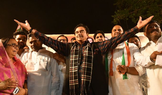 News In Photos (9 May 2019) | Photos Of Top News Today - Oneindia Gallery News In Photos (9 May 2019) | Photos Of Top News Today - Oneindia Gallery