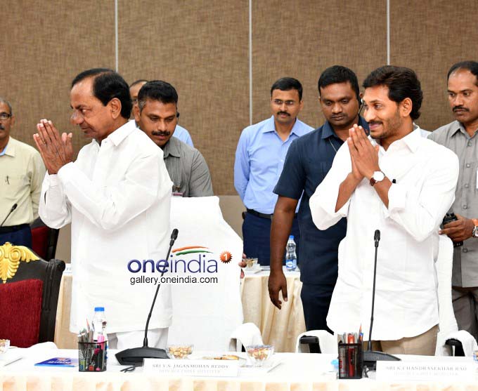 AP CM YS Jagan Meets TS CM KCR At Pragati Bhavan AP CM YS Jagan Meets TS CM KCR At Pragati Bhavan