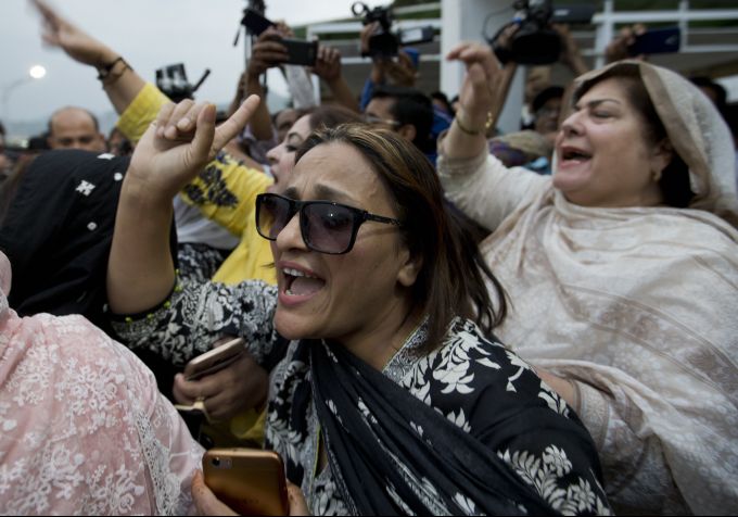 News In Photos (11 June 2019) | Photos Of Top News Today - Oneindia Gallery News In Photos (11 June 2019) | Photos Of Top News Today - Oneindia Gallery