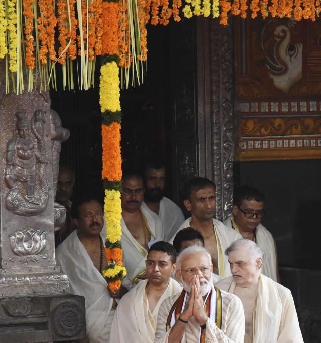 PM Narendra Modi Visit Guruvayur Temple In Thrissur PM Narendra Modi Visit Guruvayur Temple In Thrissur
