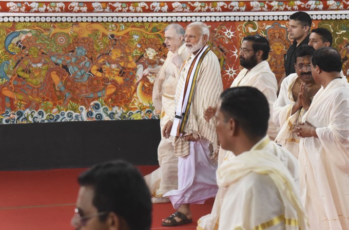 PM Narendra Modi Visit Guruvayur Temple In Thrissur PM Narendra Modi Visit Guruvayur Temple In Thrissur