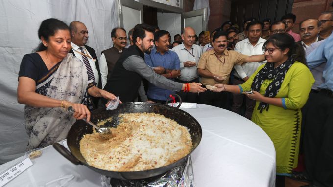 News In Photos (22 June 2019) | Photos Of Top News Today - Oneindia Gallery News In Photos (22 June 2019) | Photos Of Top News Today - Oneindia Gallery