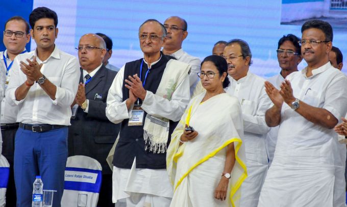 News In Photos (16 August 2019) | Photos Of Top News Today - Oneindia Gallery News In Photos (16 August 2019) | Photos Of Top News Today - Oneindia Gallery