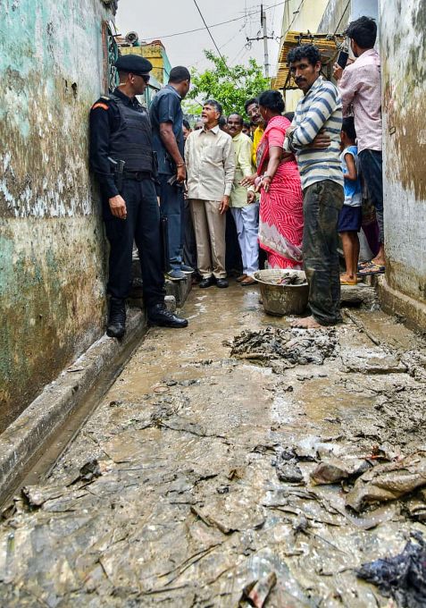 News In Photos (20 August 2019) | Photos Of Top News Today - Oneindia Gallery News In Photos (20 August 2019) | Photos Of Top News Today - Oneindia Gallery
