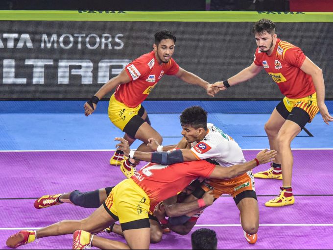 News In Photos (5 August 2019) | Photos Of Top News Today - Oneindia Gallery News In Photos (5 August 2019) | Photos Of Top News Today - Oneindia Gallery