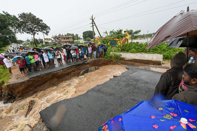 News In Photos (8 August 2019) | Photos Of Top News Today - Oneindia Gallery News In Photos (8 August 2019) | Photos Of Top News Today - Oneindia Gallery