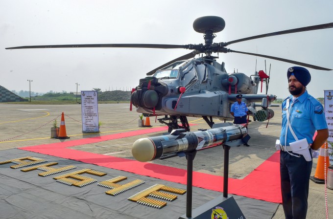 IAF Inducts 8 US-Made Apache AH-64E Helicopters IAF Inducts 8 US-Made Apache AH-64E Helicopters