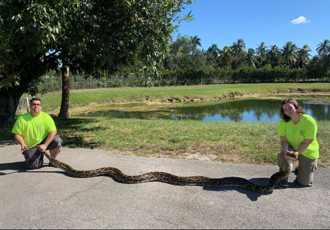News In Photos (6 October 2019) | Photos Of Top News Today - Oneindia Gallery News In Photos (6 October 2019) | Photos Of Top News Today - Oneindia Gallery