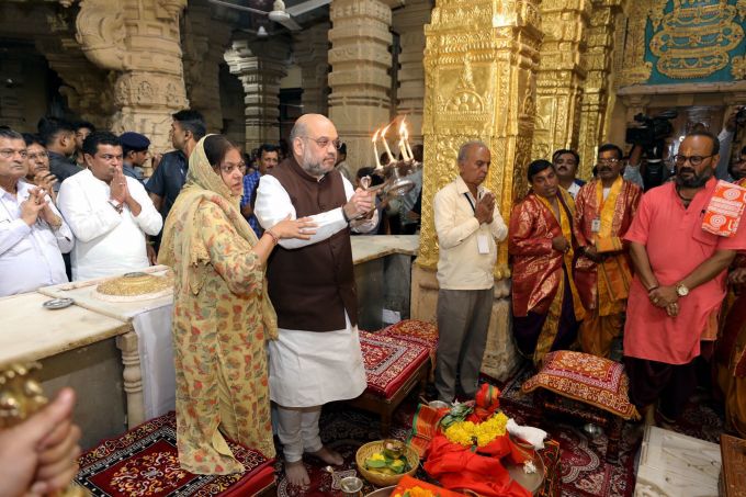 News In Photos (19 October 2019) | Photos Of Top News Today - Oneindia Gallery News In Photos (19 October 2019) | Photos Of Top News Today - Oneindia Gallery