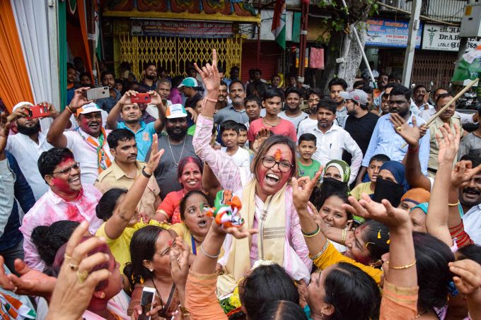 News In Photos (24 October 2019) | Photos Of Top News Today - Oneindia Gallery News In Photos (24 October 2019) | Photos Of Top News Today - Oneindia Gallery