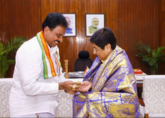 News In Photos (31 October 2019) | Photos Of Top News Today - Oneindia Gallery News In Photos (31 October 2019) | Photos Of Top News Today - Oneindia Gallery