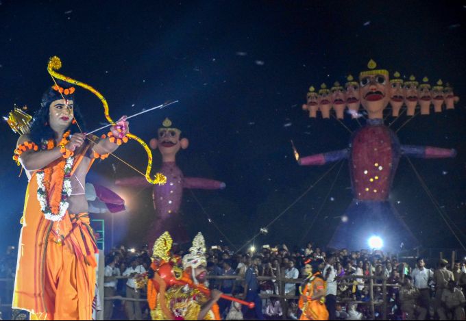 News In Photos (8 October 2019) | Photos Of Top News Today - Oneindia Gallery News In Photos (8 October 2019) | Photos Of Top News Today - Oneindia Gallery