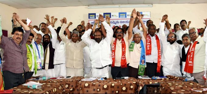 News In Photos (9 October 2019) | Photos Of Top News Today - Oneindia Gallery News In Photos (9 October 2019) | Photos Of Top News Today - Oneindia Gallery