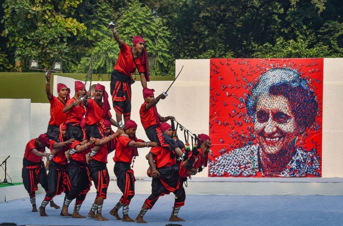 National Leaders Pays Tribute To Former PM Indira Gandhi National Leaders Pays Tribute To Former PM Indira Gandhi