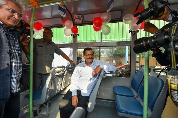Delhi CM Arvind Kejriwal Flags Off Standard Floor Buses Delhi CM Arvind Kejriwal Flags Off Standard Floor Buses