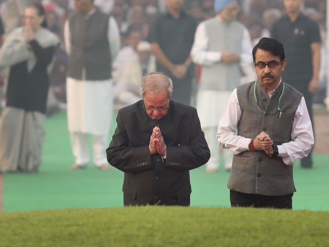 National Leaders Pays Tribute To India's First PM Jawaharlal Nehru National Leaders Pays Tribute To India's First PM Jawaharlal Nehru