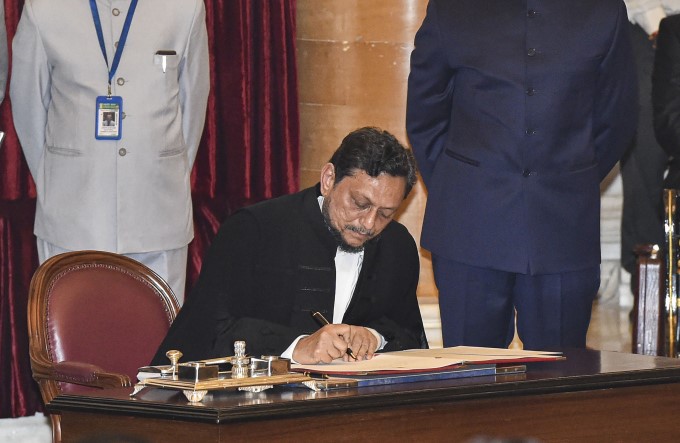 Justice SA Bobde Takes Oath As 47th Chief Justice Of India Justice SA Bobde Takes Oath As 47th Chief Justice Of India