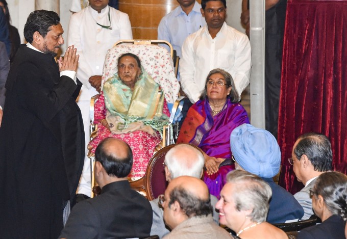 Justice SA Bobde Takes Oath As 47th Chief Justice Of India Justice SA Bobde Takes Oath As 47th Chief Justice Of India