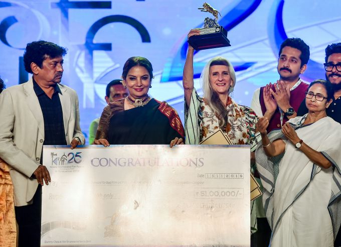 News In Photos (15 November 2019) | Photos Of Top News Today - Oneindia Gallery News In Photos (15 November 2019) | Photos Of Top News Today - Oneindia Gallery