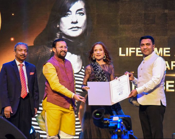 News In Photos (20 November 2019) | Photos Of Top News Today - Oneindia Gallery News In Photos (20 November 2019) | Photos Of Top News Today - Oneindia Gallery
