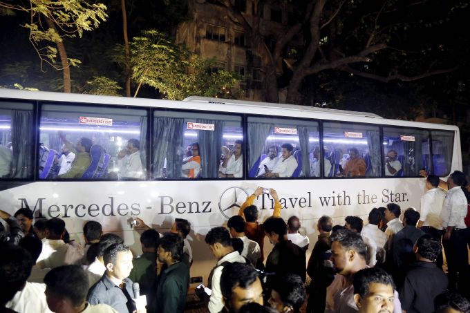 News In Photos (23 November 2019) | Photos Of Top News Today - Oneindia Gallery News In Photos (23 November 2019) | Photos Of Top News Today - Oneindia Gallery