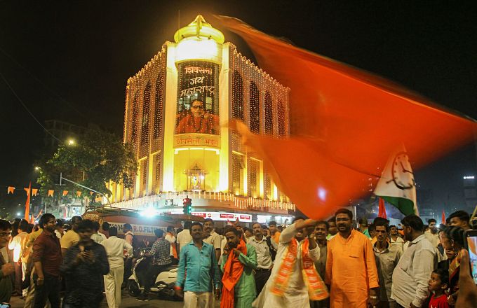 News In Photos (28 November 2019) | Photos Of Top News Today - Oneindia Gallery News In Photos (28 November 2019) | Photos Of Top News Today - Oneindia Gallery