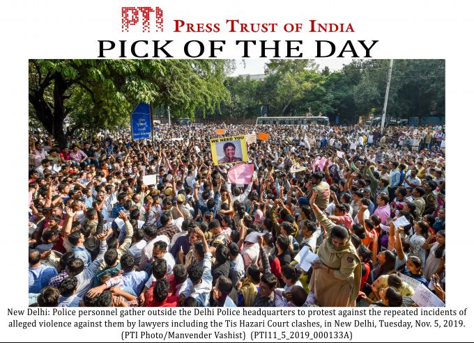 News In Photos (5 November 2019) | Photos Of Top News Today - Oneindia Gallery News In Photos (5 November 2019) | Photos Of Top News Today - Oneindia Gallery