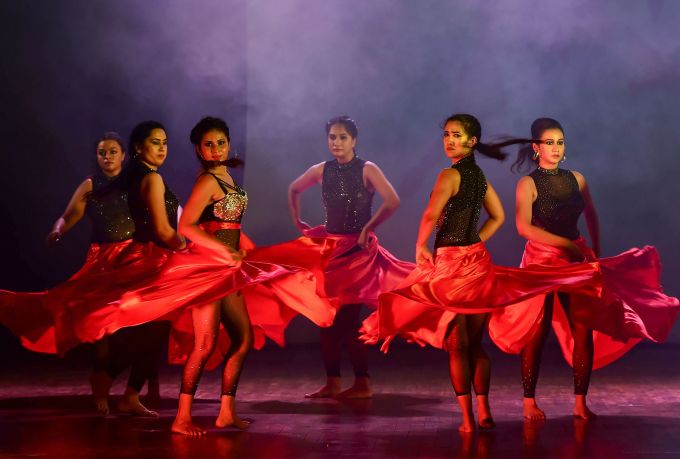 News In Photos (9 November 2019) | Photos Of Top News Today - Oneindia Gallery News In Photos (9 November 2019) | Photos Of Top News Today - Oneindia Gallery