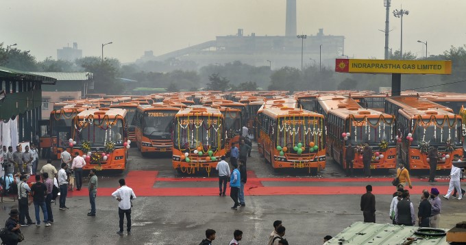 Delhi CM Arvind Kejriwal Flags Off Standard Floor Buses Delhi CM Arvind Kejriwal Flags Off Standard Floor Buses