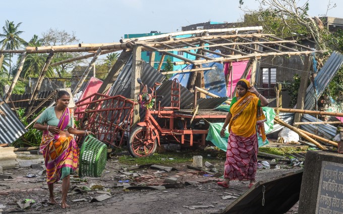 Cyclone Bulbul Makes Landfall In WB And Bangladesh Cyclone Bulbul Makes Landfall In WB And Bangladesh