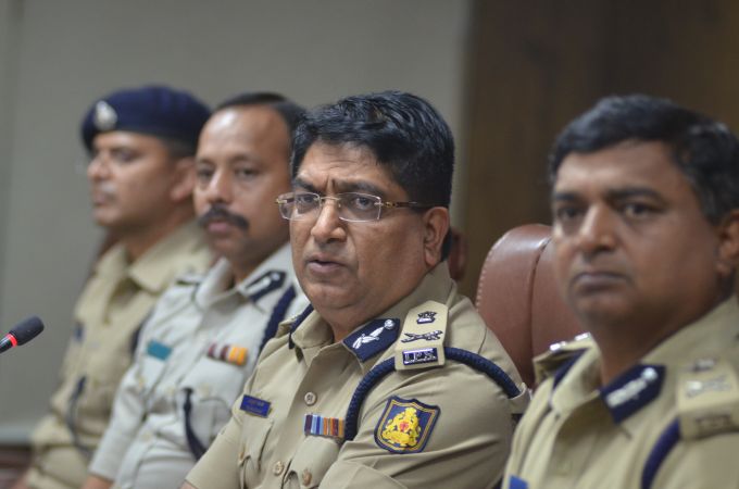 News In Photos (18 December 2019) | Photos Of Top News Today - Oneindia Gallery News In Photos (18 December 2019) | Photos Of Top News Today - Oneindia Gallery