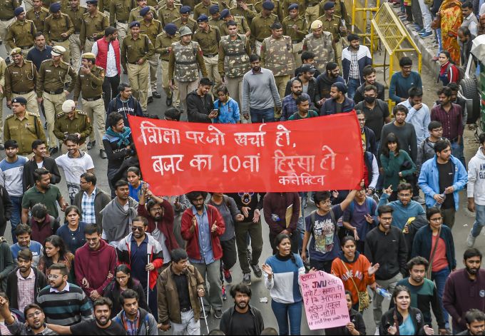 News In Photos (9 December 2019) | Photos Of Top News Today - Oneindia Gallery News In Photos (9 December 2019) | Photos Of Top News Today - Oneindia Gallery