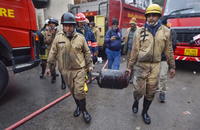 Fire Breaks Out At A Paper Factory In Delhi Fire Breaks Out At A Paper Factory In Delhi