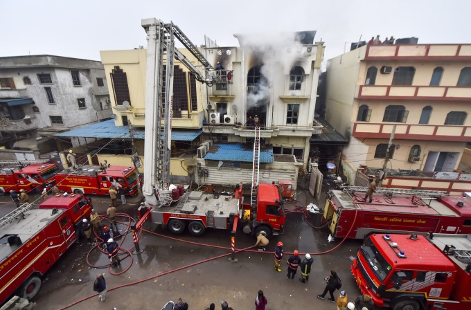Fire Breaks Out At A Paper Factory In Delhi Fire Breaks Out At A Paper Factory In Delhi