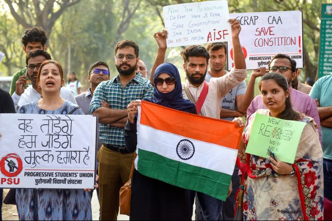 News In Photos (1 January 2020) | Photos Of Top News Today - Oneindia Gallery News In Photos (1 January 2020) | Photos Of Top News Today - Oneindia Gallery