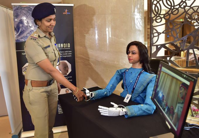 News in Photos (23 January 2020) | Photos of Top News Today - Oneindia Gallery