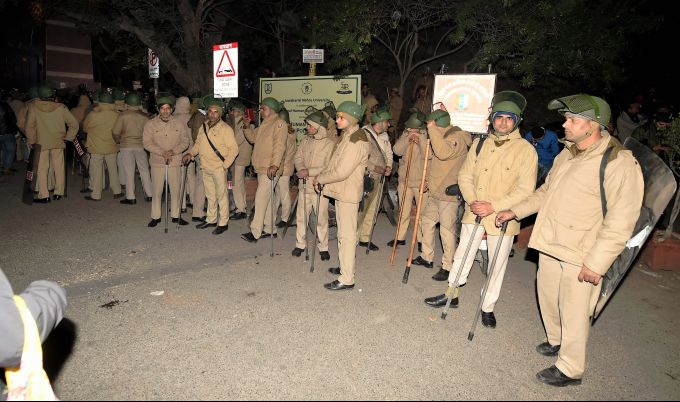 News In Photos (5 January 2020) | Photos Of Top News Today - Oneindia Gallery News In Photos (5 January 2020) | Photos Of Top News Today - Oneindia Gallery