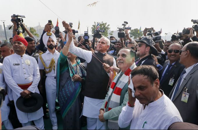 News In Photos (7 January 2020) | Photos Of Top News Today - Oneindia Gallery News In Photos (7 January 2020) | Photos Of Top News Today - Oneindia Gallery