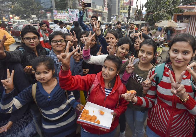 News In Photos (7 January 2020) | Photos Of Top News Today - Oneindia Gallery News In Photos (7 January 2020) | Photos Of Top News Today - Oneindia Gallery