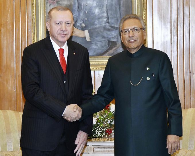 News In Photos (13 February 2020) | Photos Of Top News Today - Oneindia Gallery News In Photos (13 February 2020) | Photos Of Top News Today - Oneindia Gallery